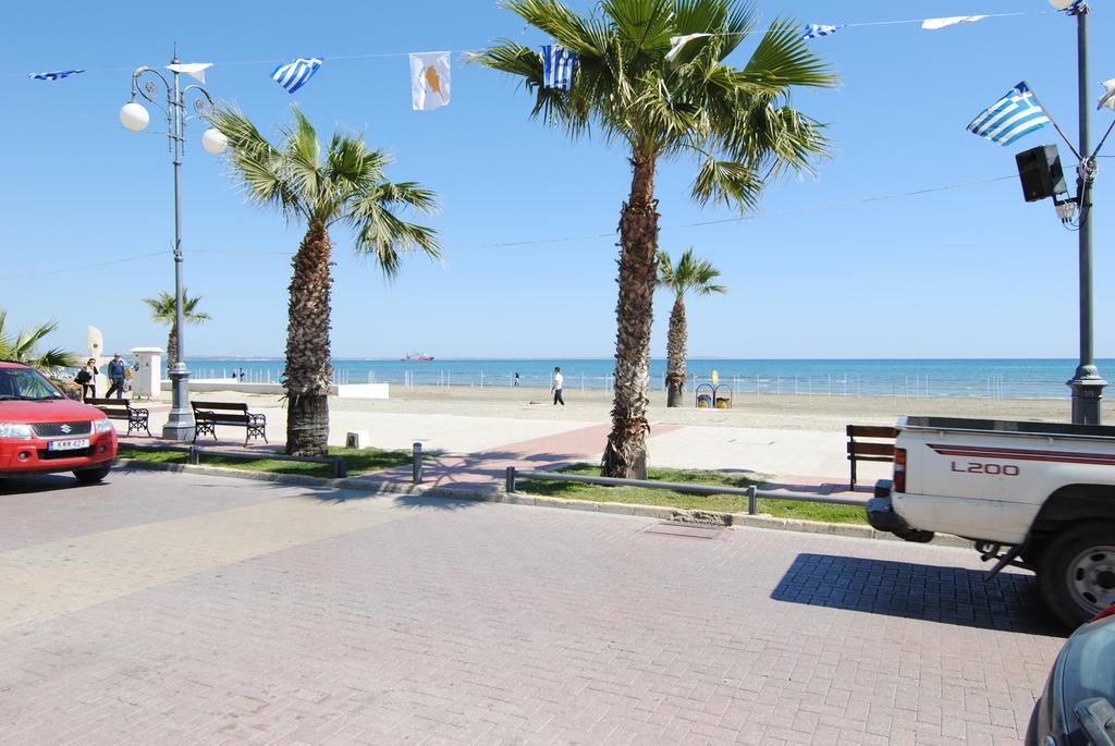 La C Mer Ларнака Екстериор снимка
